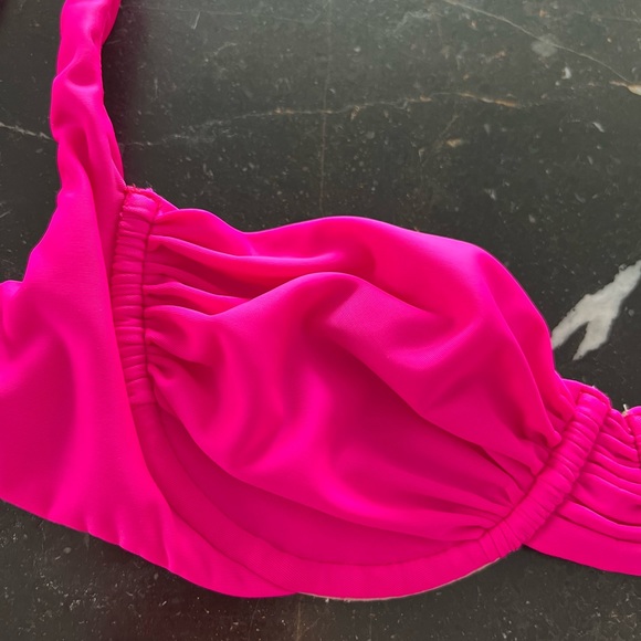 ISA BOULDER NEON PINK BIKINI - Picture 3 of 7